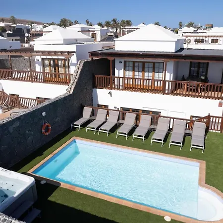 Villa Penguina Play Blanca Lanzarote